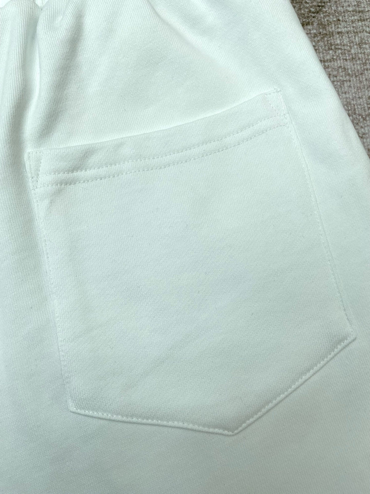 Weißes Baumwoll-Motiv mit Kordelzug – Herren