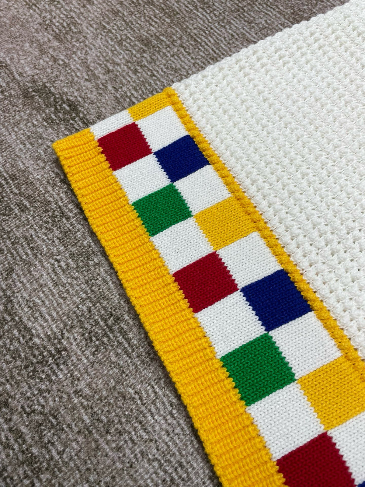 Gestrickte Shorts mit Schachbrettmuster – Herren
