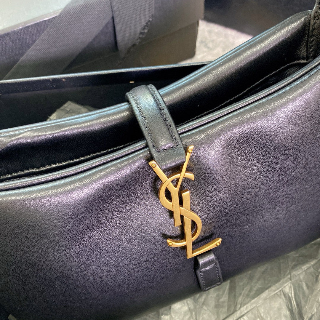 Le 5 à 7 Schultertasche