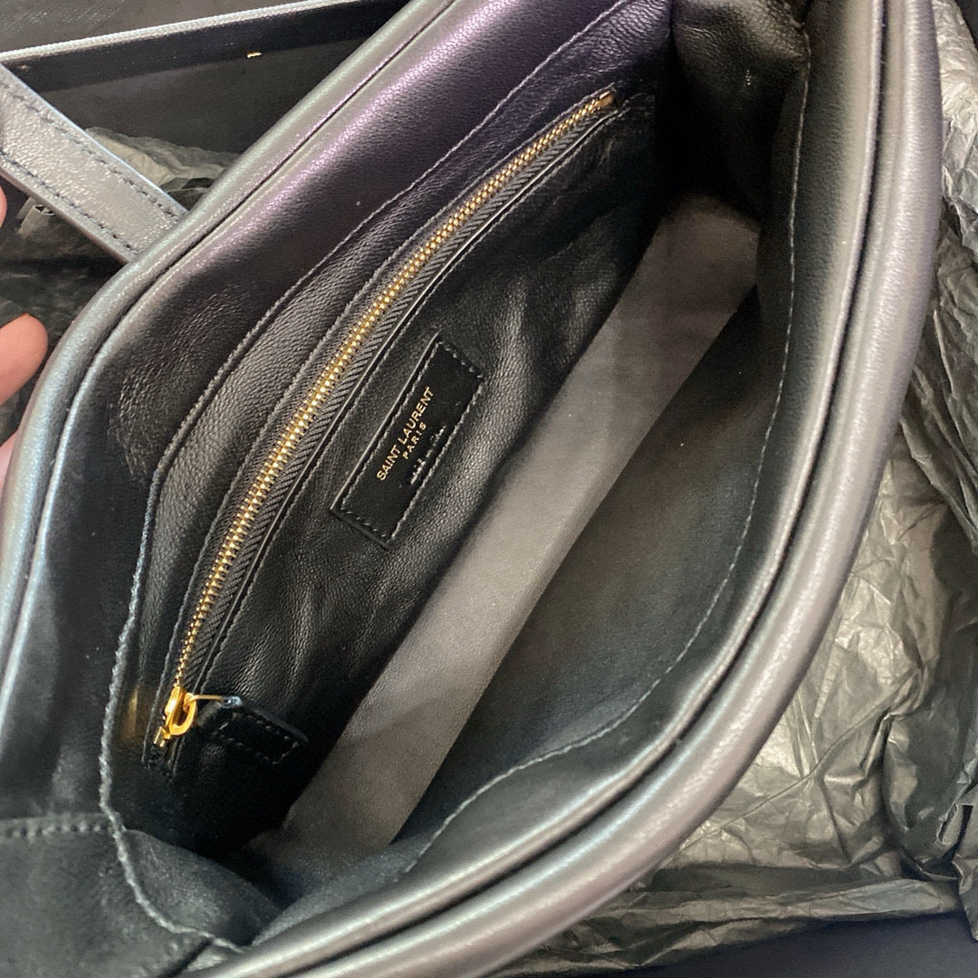 Le 5 à 7 Schultertasche