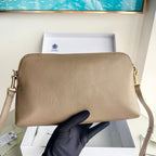 Schwarz-blaue Clutch