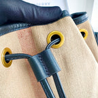Mehrfarbige Beuteltasche