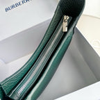 Schultertasche in Schwarz und Grün