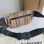 Mehrfarbige Gürteltasche