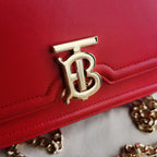 Schultertasche in Schwarz-Weiß