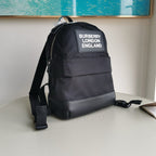 Schwarzer Rucksack