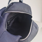 Schwarzer Rucksack