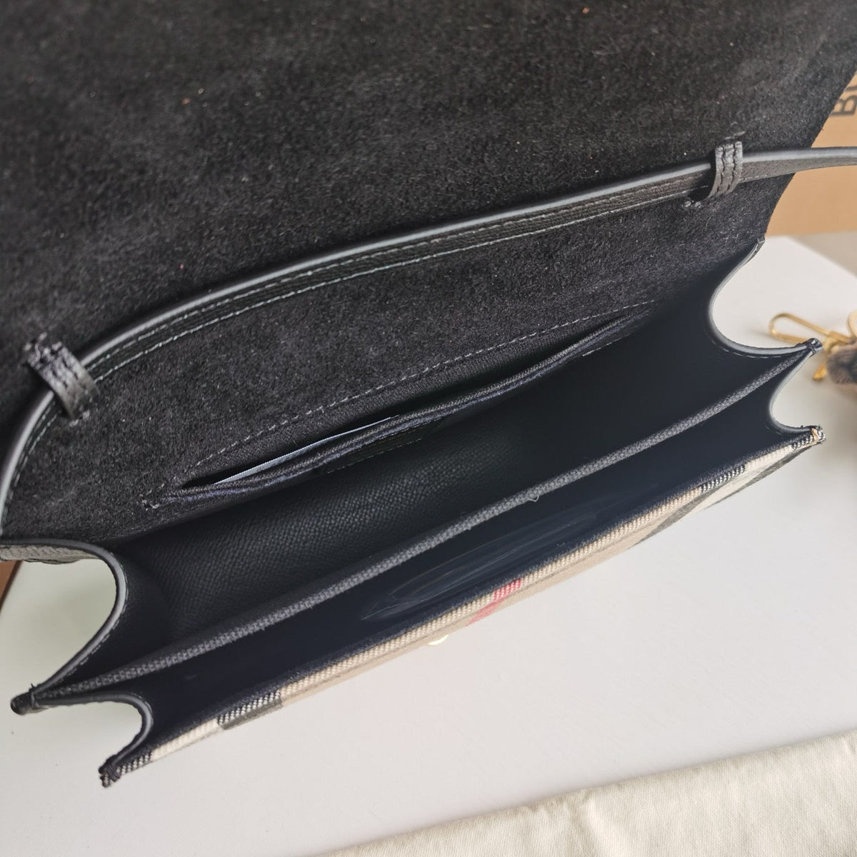 Multicolour Clutch