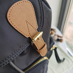 Mehrfarbiger Rucksack