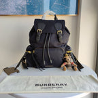 Mehrfarbiger Rucksack