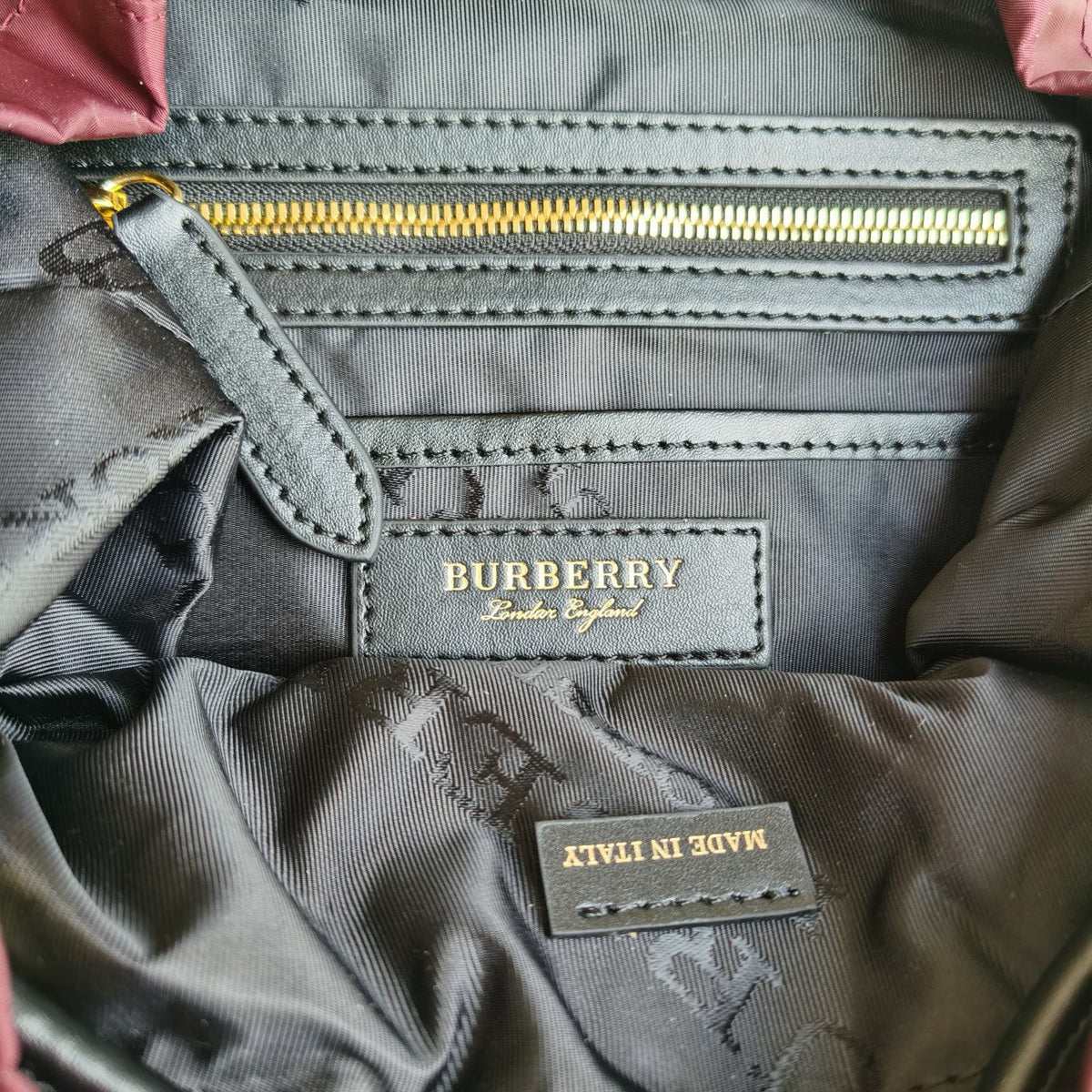Mehrfarbiger Rucksack