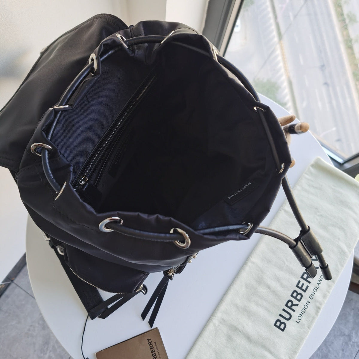 Mehrfarbiger Rucksack