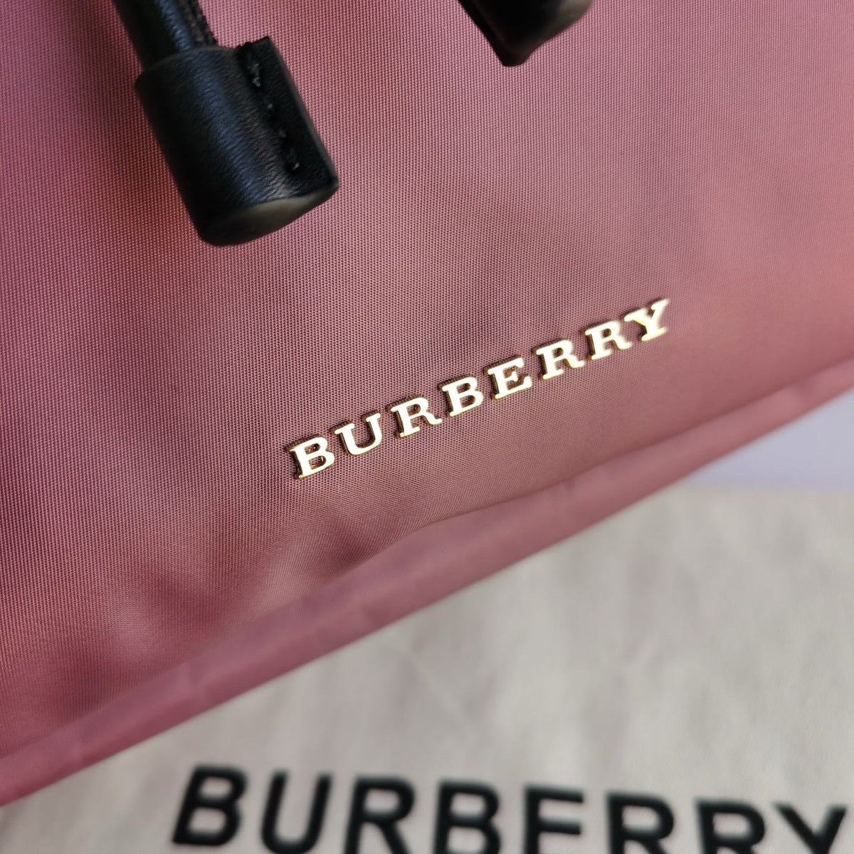 Mehrfarbiger Rucksack