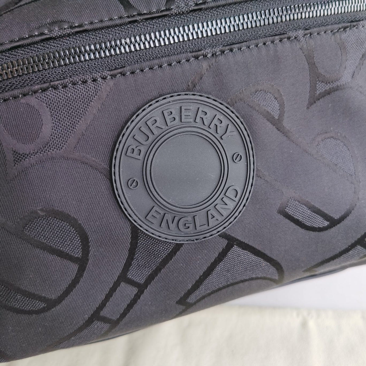 Schwarzer Rucksack