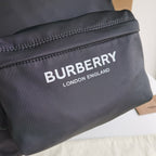 Schwarzer Rucksack