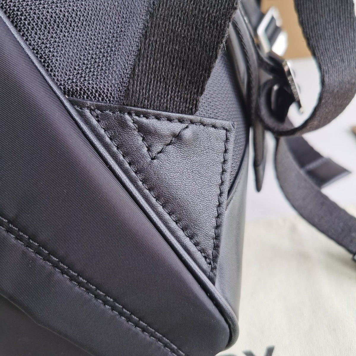 Schwarzer Rucksack