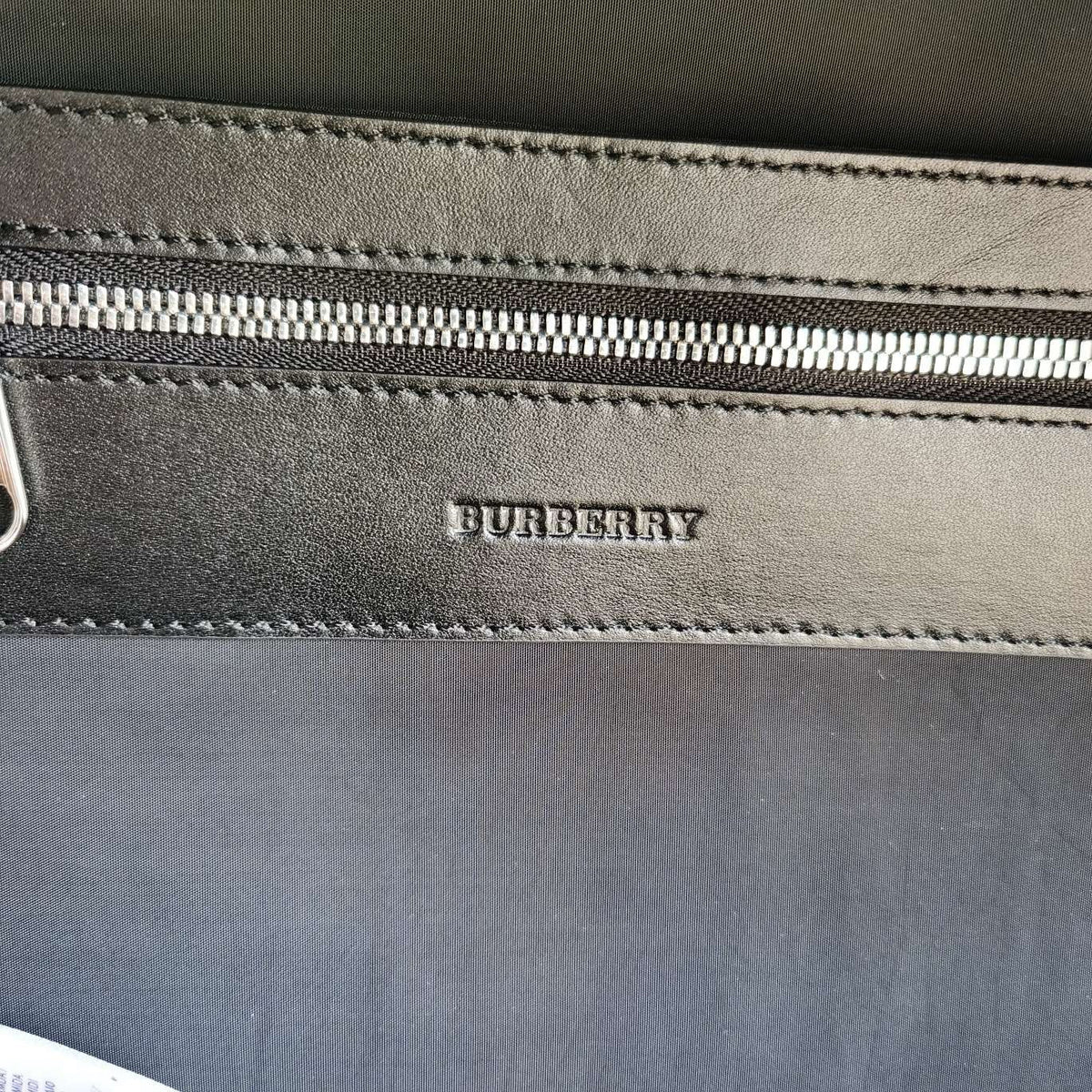 Schwarzer Rucksack