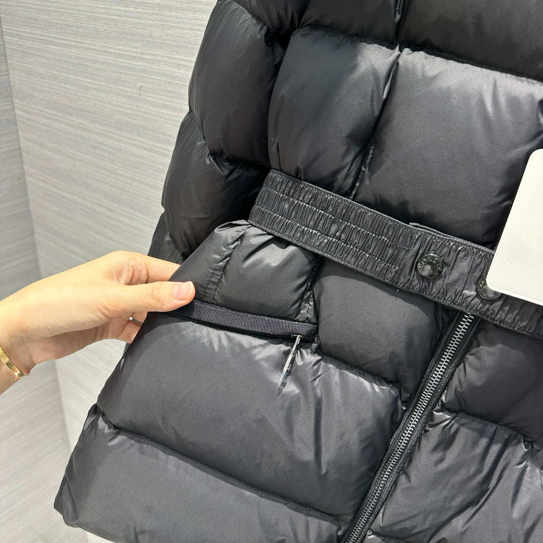 Schwarz-weiße Steppjacke – Damen