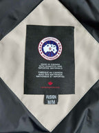 Schwarz-weiße Steppjacke für Herren