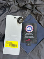 Schwarz-weiße Steppjacke für Herren