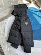 Schwarz-weiße Steppjacke für Herren