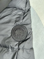Schwarze Kapuzen-Pufferjacke aus Nylon – Herren