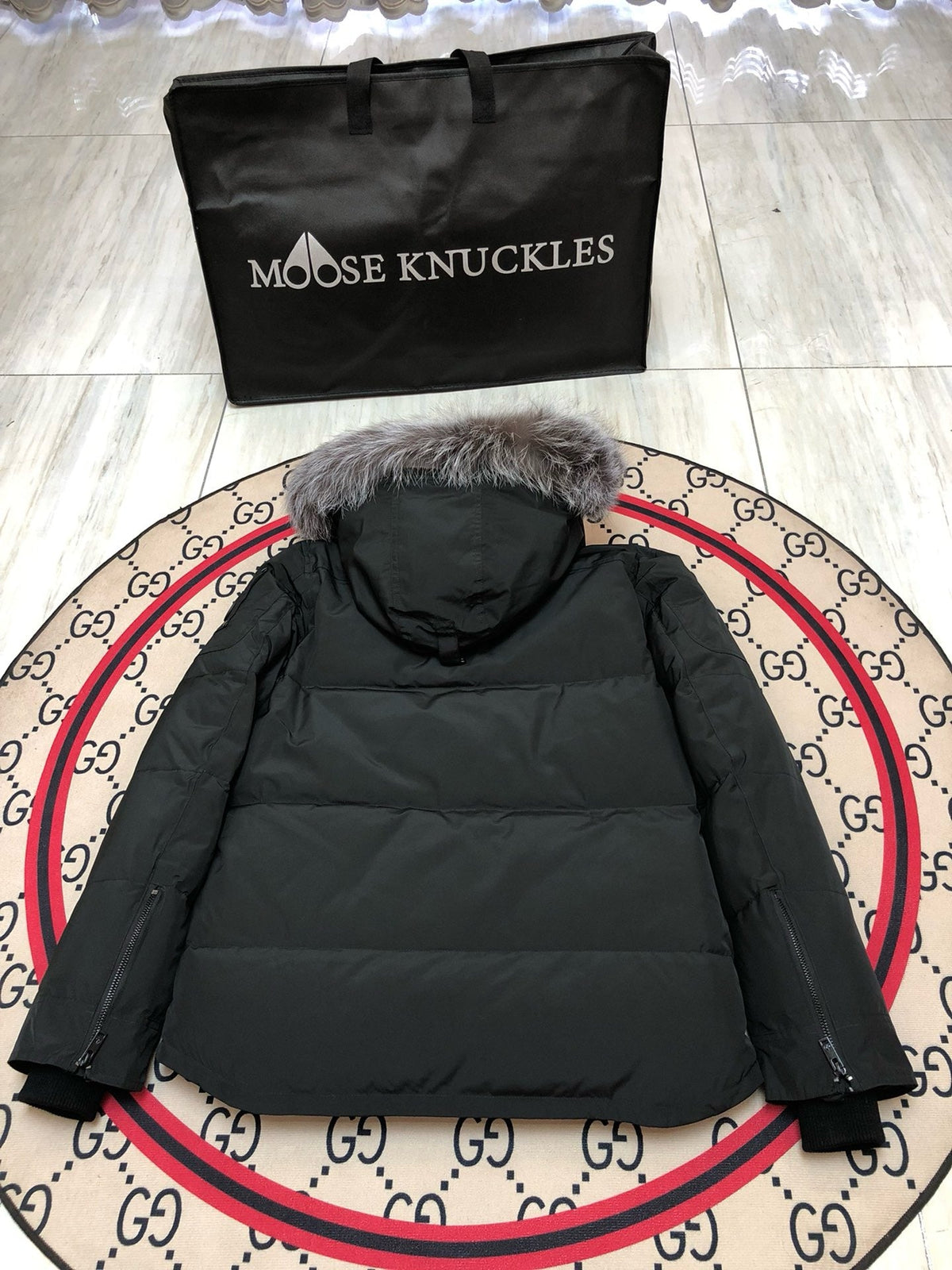 Schwarz-weißer Parka - Herren
