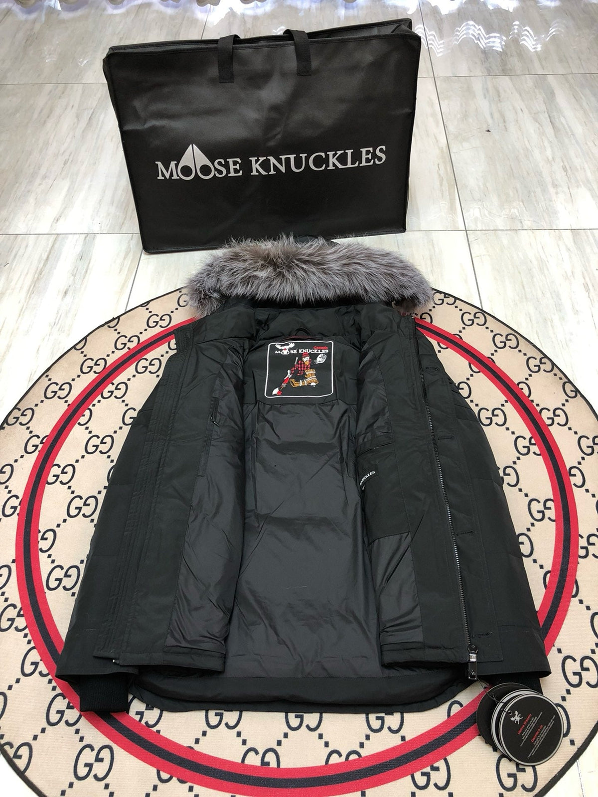 Schwarz-weißer Parka - Herren