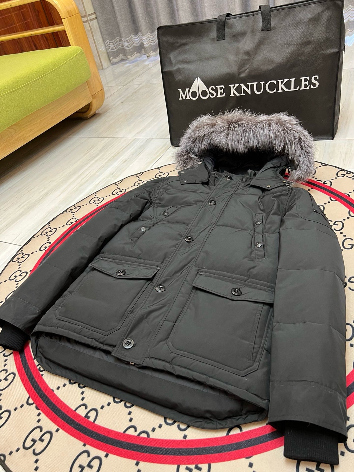 Schwarz-weißer Parka - Herren