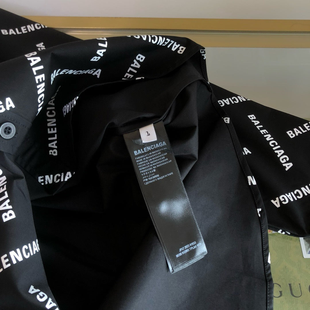 Schwarzes Langarmshirt aus Baumwolle mit Textprint – Herren