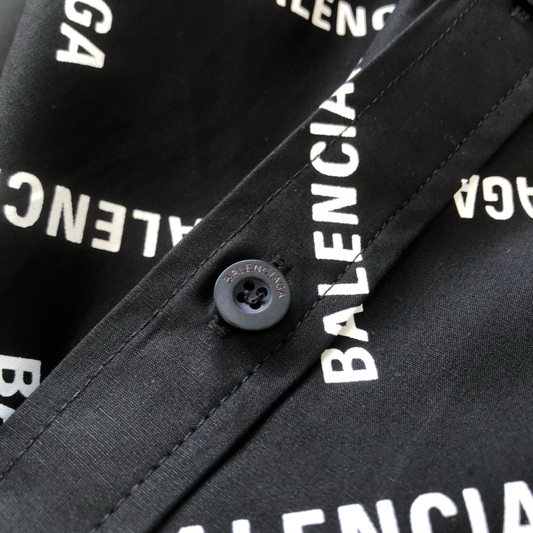 Schwarzes Langarmshirt aus Baumwolle mit Textprint – Herren