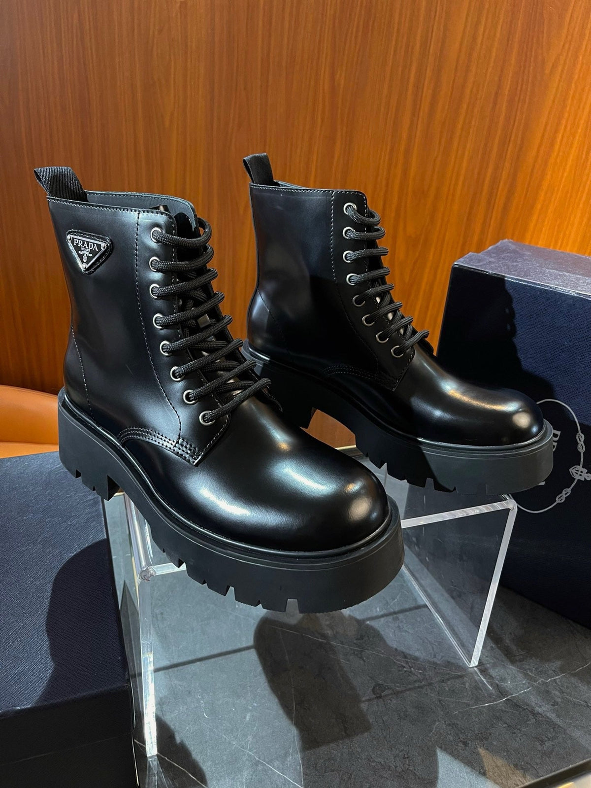Black Leather Pouch Combat Boot - Men's