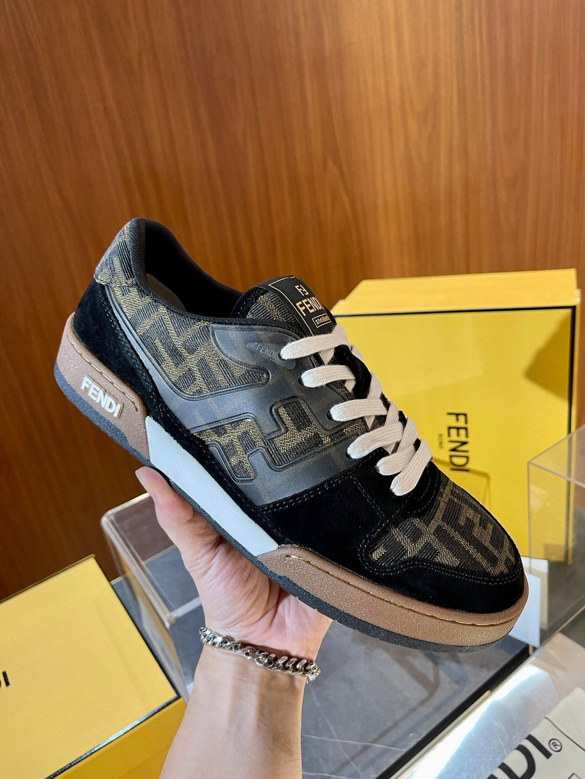 Black Leather Logo Low-Top - Men's