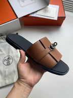 Camel Leather Buckle Single Band - Men's