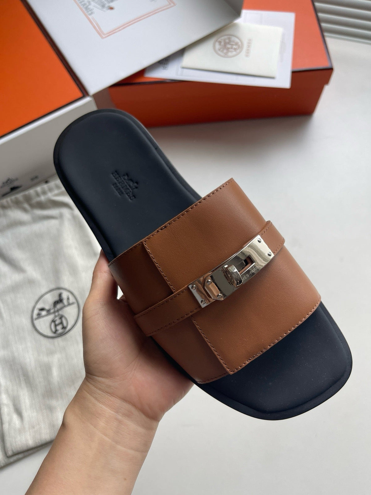 Camel Leather Buckle Single Band - Men's
