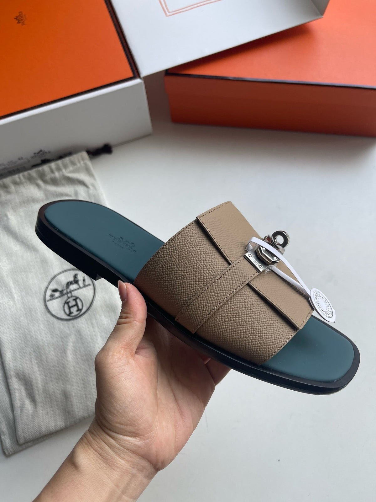 Camel Leather Buckle Single Band - Men's