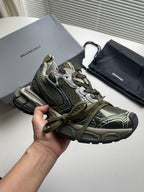 Caged Panel Runner Olive Sneakers