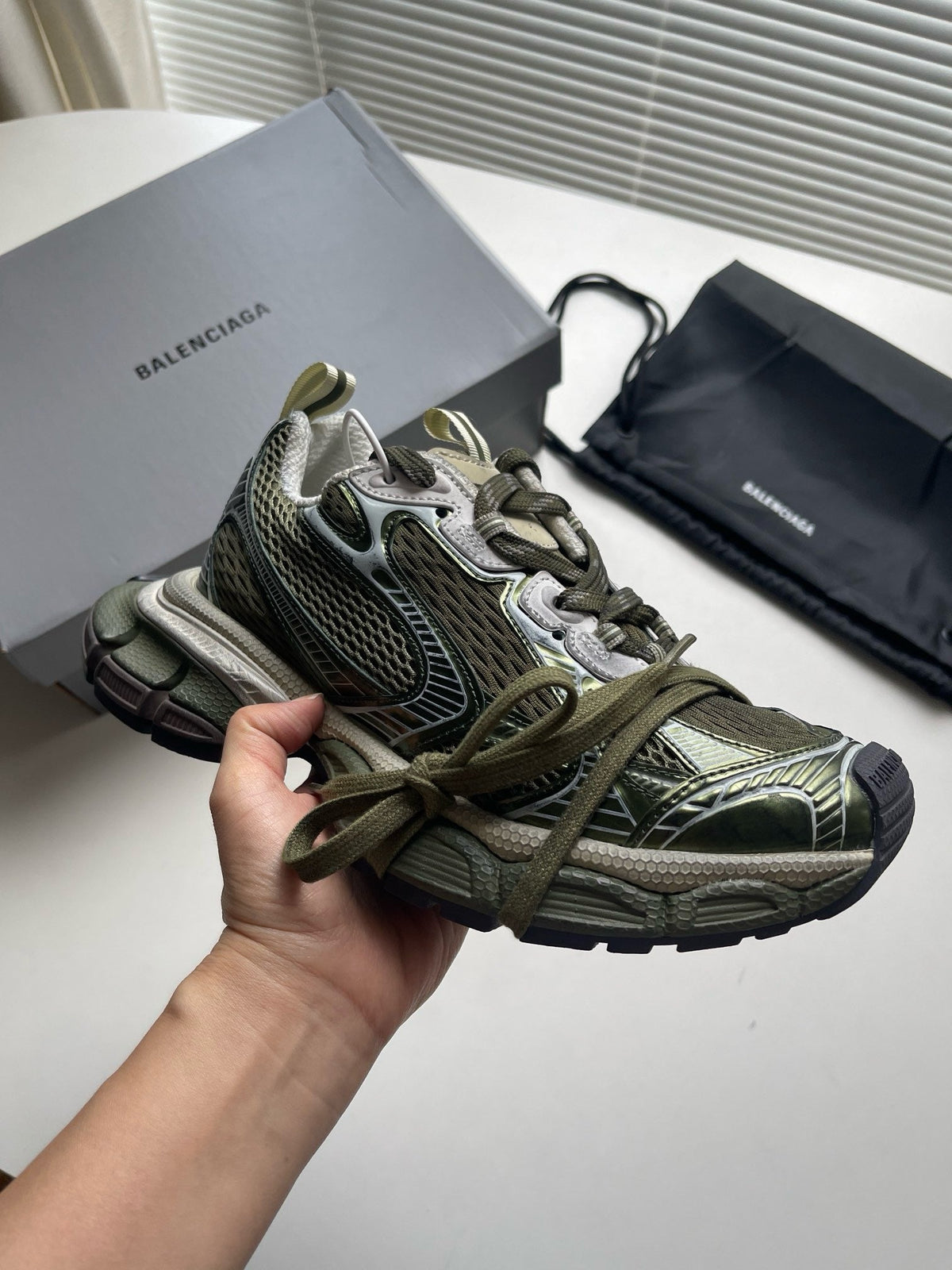 Caged Panel Runner Olive Sneakers
