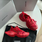 Rote Turnschuhe