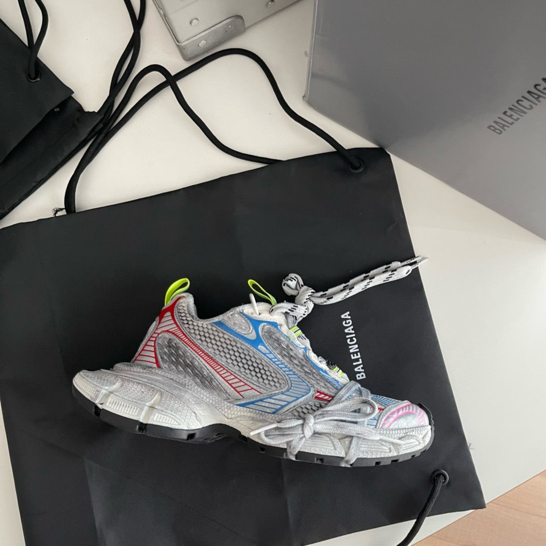 Sneaker Caged Panel Runner Schwarz-Silber