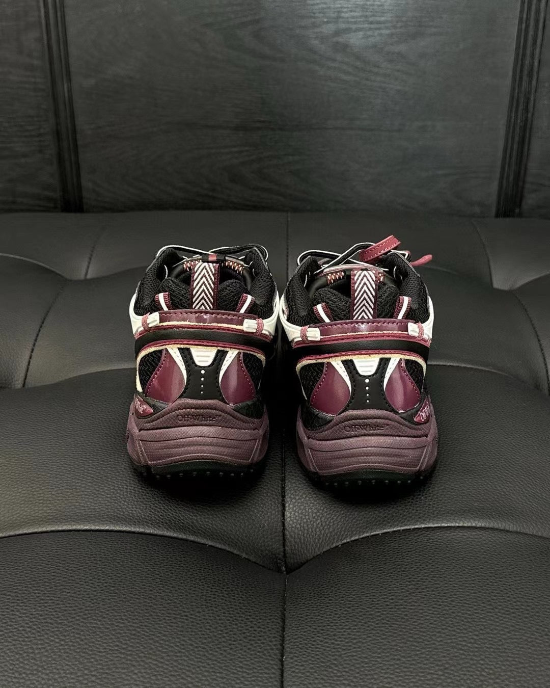 Black Mesh Graphic Chunky - Men's