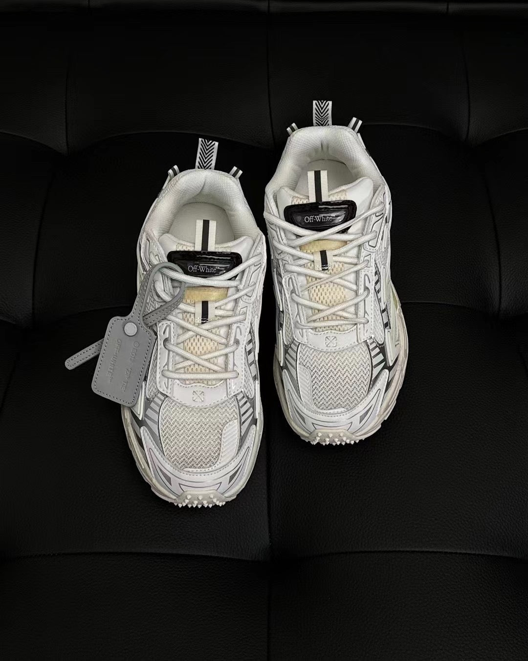 Black Mesh Graphic Chunky - Men's