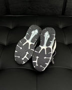 White Mesh Graphic Chunky - Men's