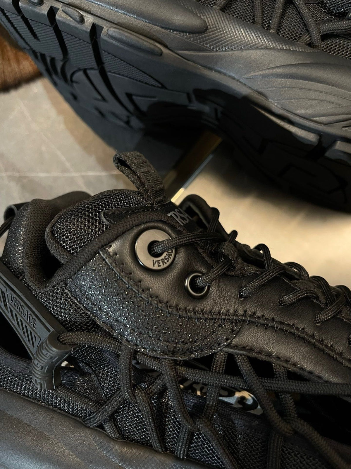 Schwarzes Leder mit Camouflage-Muster klobig – Herren