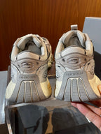 Dunkle Distressed-Mesh-Sneaker