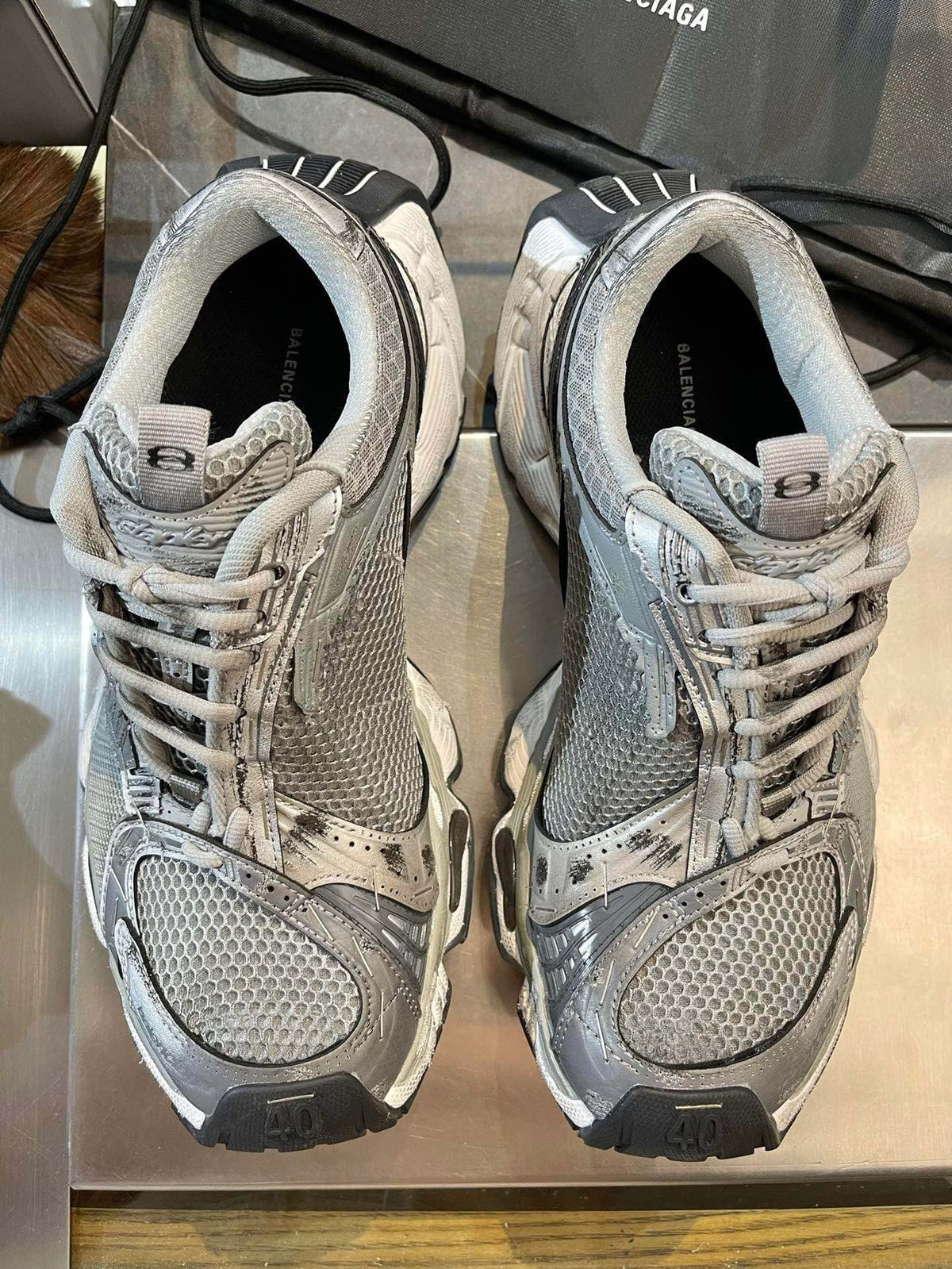 Dunkle Distressed-Mesh-Sneaker