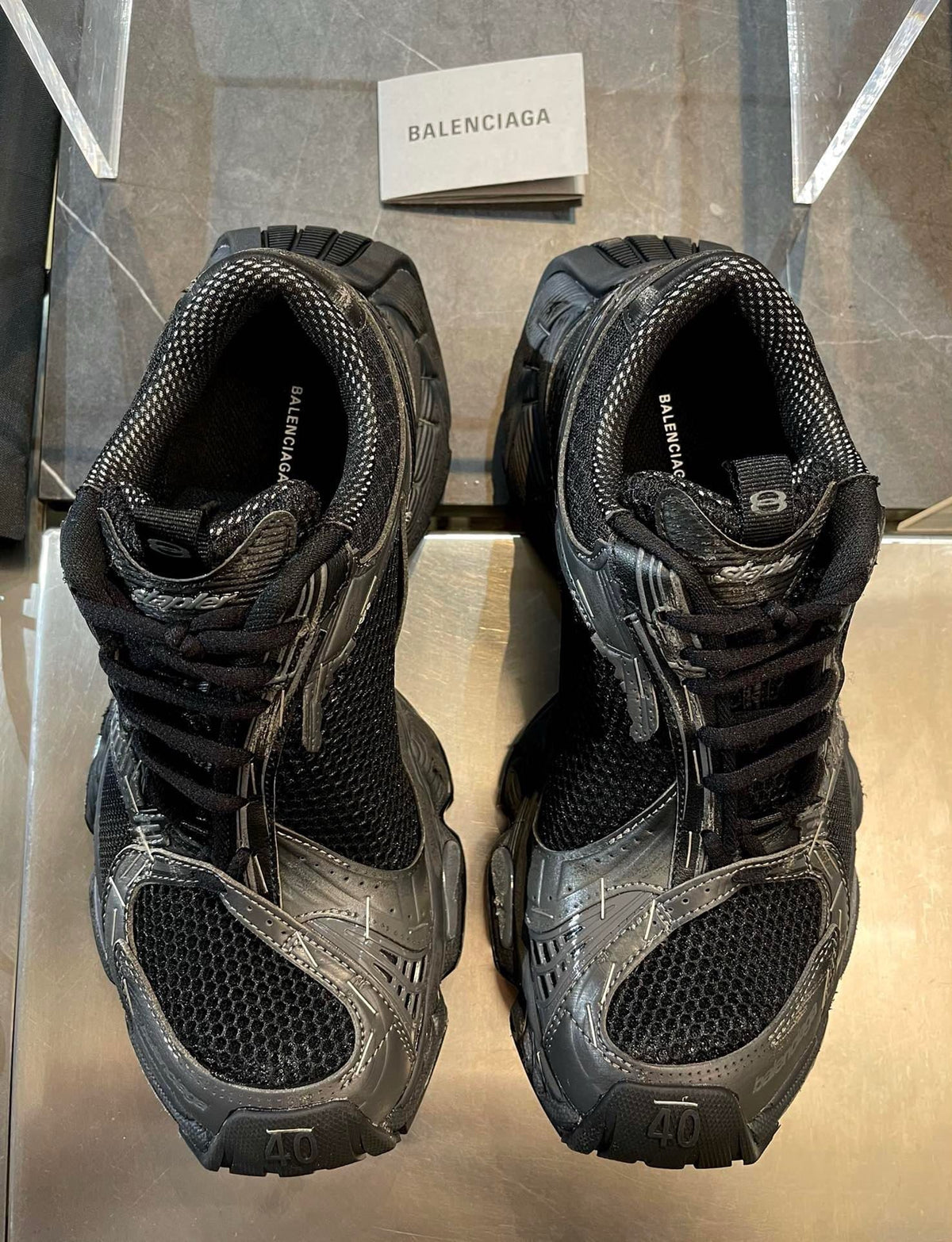 Dunkle Distressed-Mesh-Sneaker