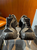 Dunkle Distressed-Mesh-Sneaker