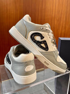 Türkisblaue CD-Sneaker aus Leder mit niedriger Silhouette – Herren