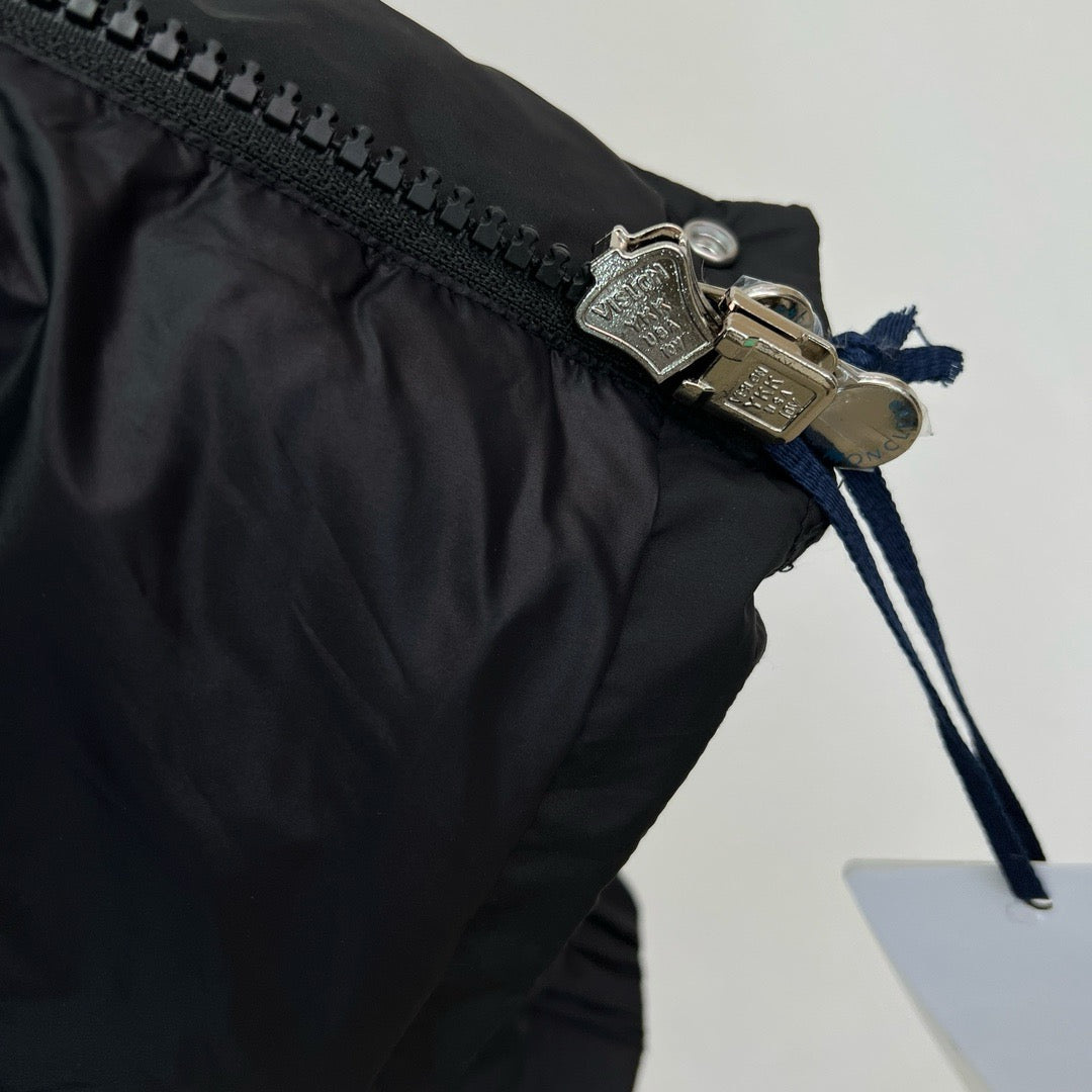 Schwarze Steppjacke – Herren